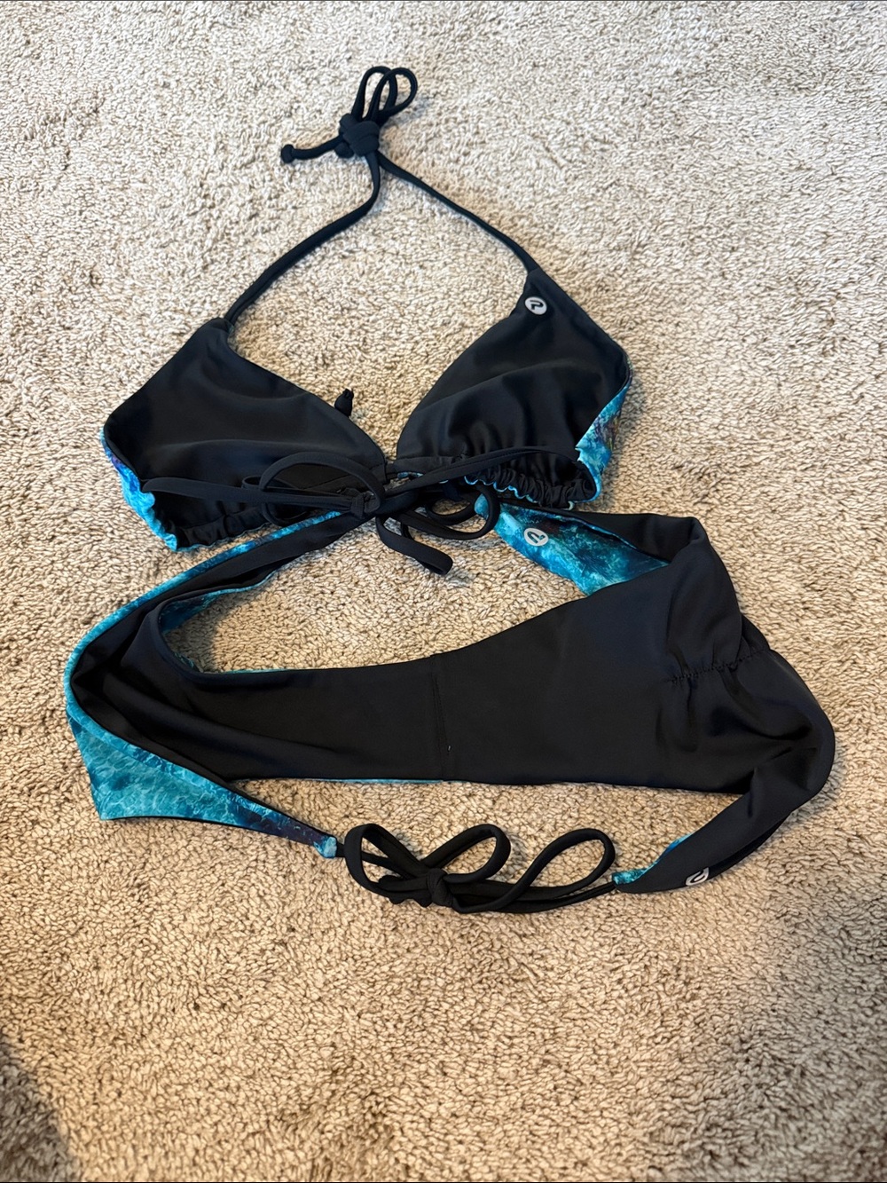 Women's Key West Belize Reversible Tie Side Bikini  (top medium, bottoms large) - Picture 3 of 3